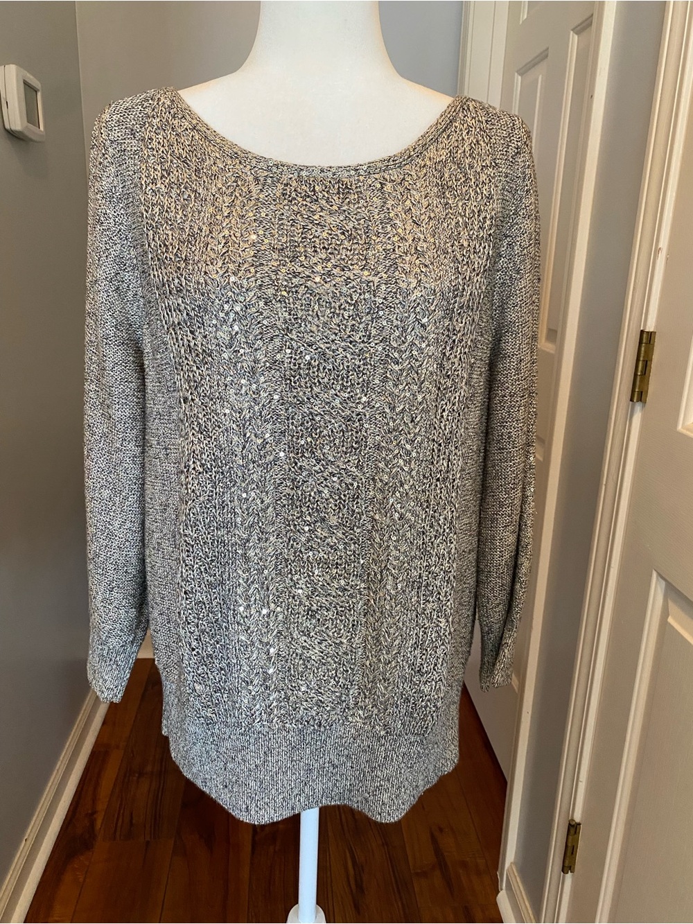 White House Black Market Gray Marled Scoopneck Knit Sweater